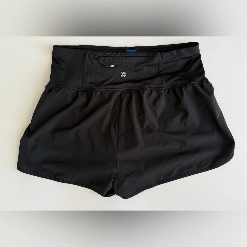 Women's All In Motion High Waisted Black Running Shorts - XL - Picture 2 of 4